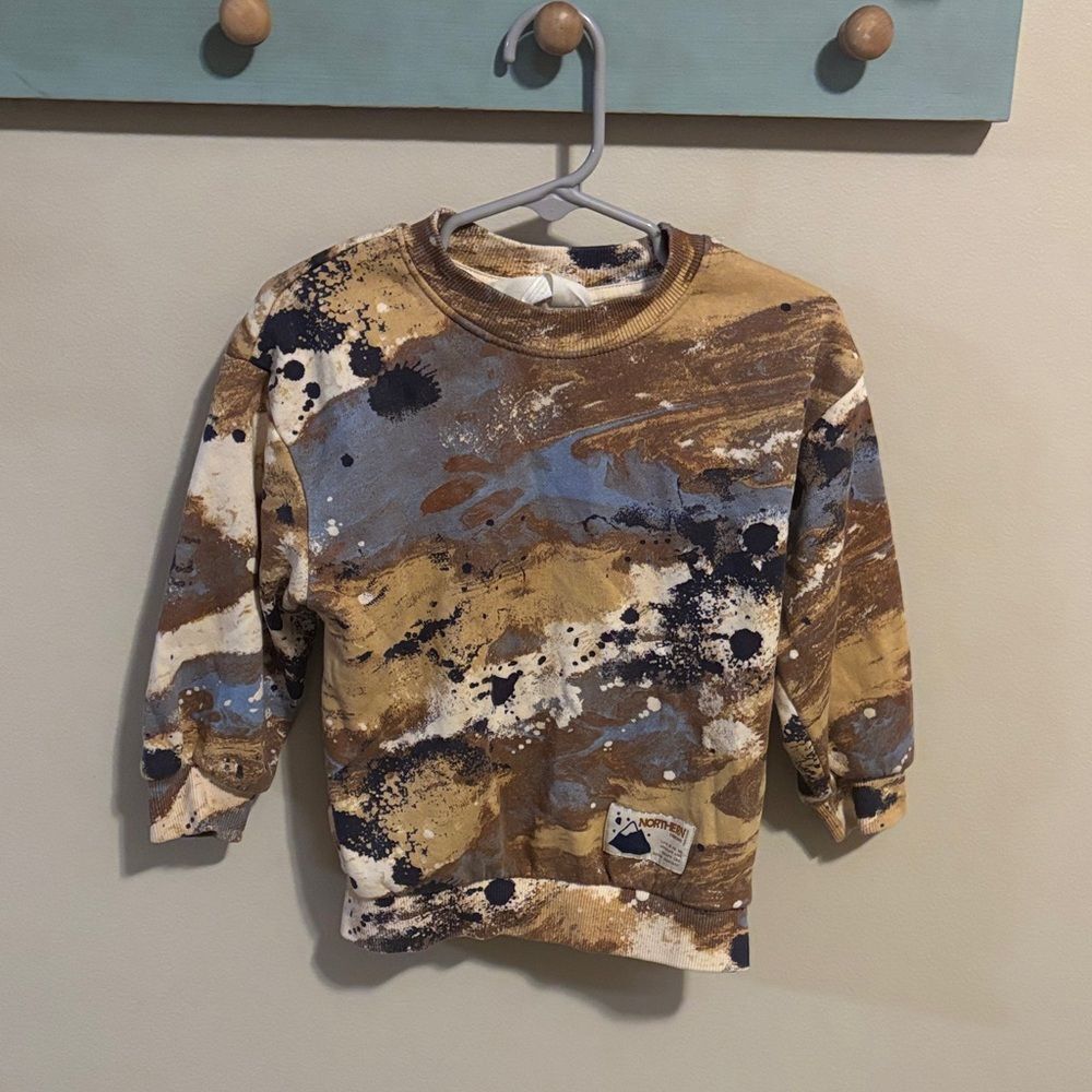 H&M northern Abstract Print Sweatshirt size 2T